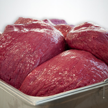 Laden Sie das Bild in den Galerie-Viewer, Carne Salada