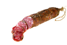 Laden Sie das Bild in den Galerie-Viewer, Salame nostrano all'aglio, Salame all'aglio trentino, salume all'aglio trentino, salame trentino all'aglio, insaccato all'aglio trentino