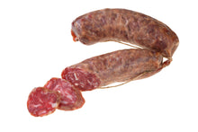 Laden Sie das Bild in den Galerie-Viewer, lucanica di cervo, insaccato di cervo, lucanica di cervo, lucanica cervo trentino, prodotto tipico trentino, lucanica trentino