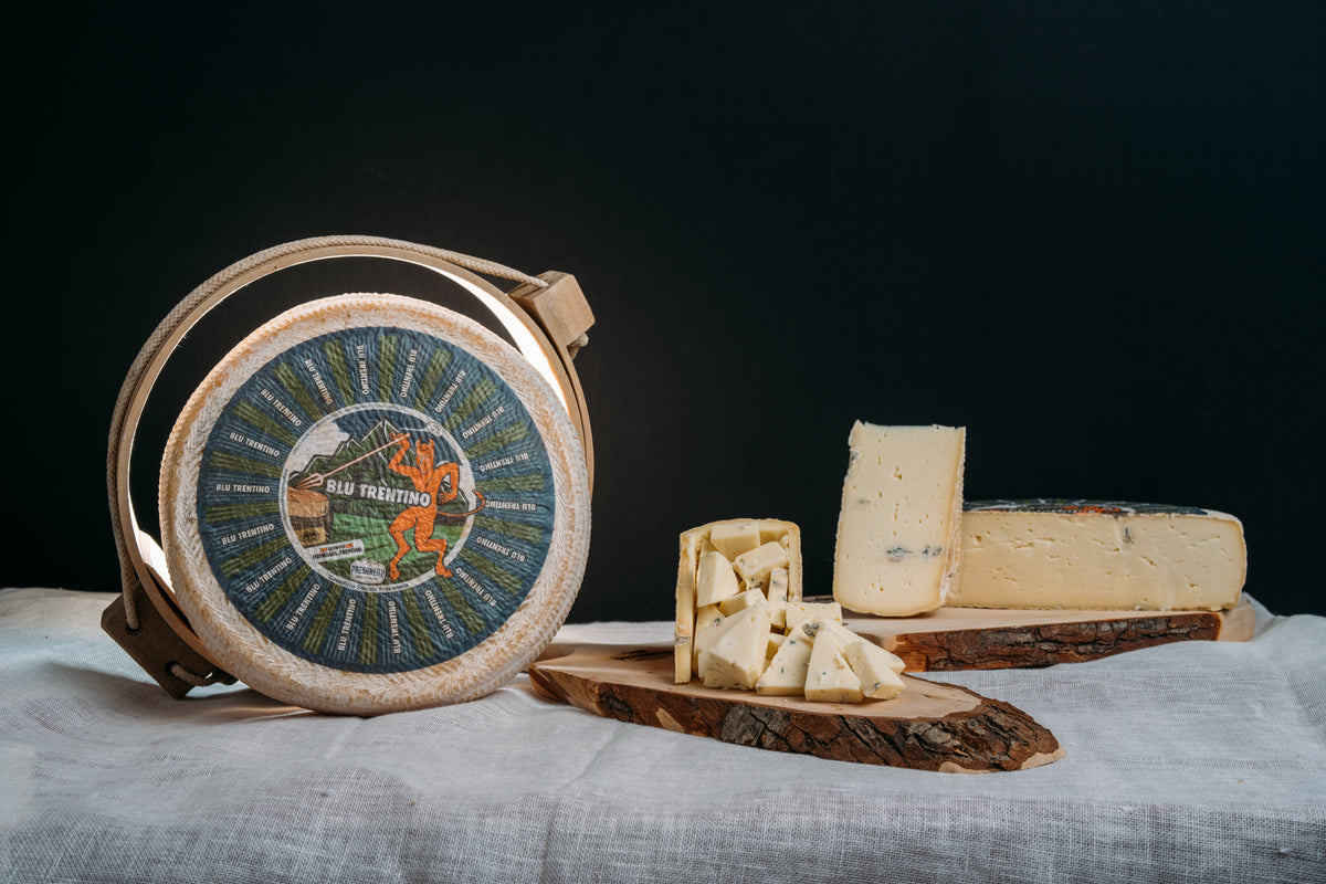 Nasce Blu Trentino, un formaggio tra leggenda e realtà. La forza dell’unione (e della tradizione) del Caseificio Presanella